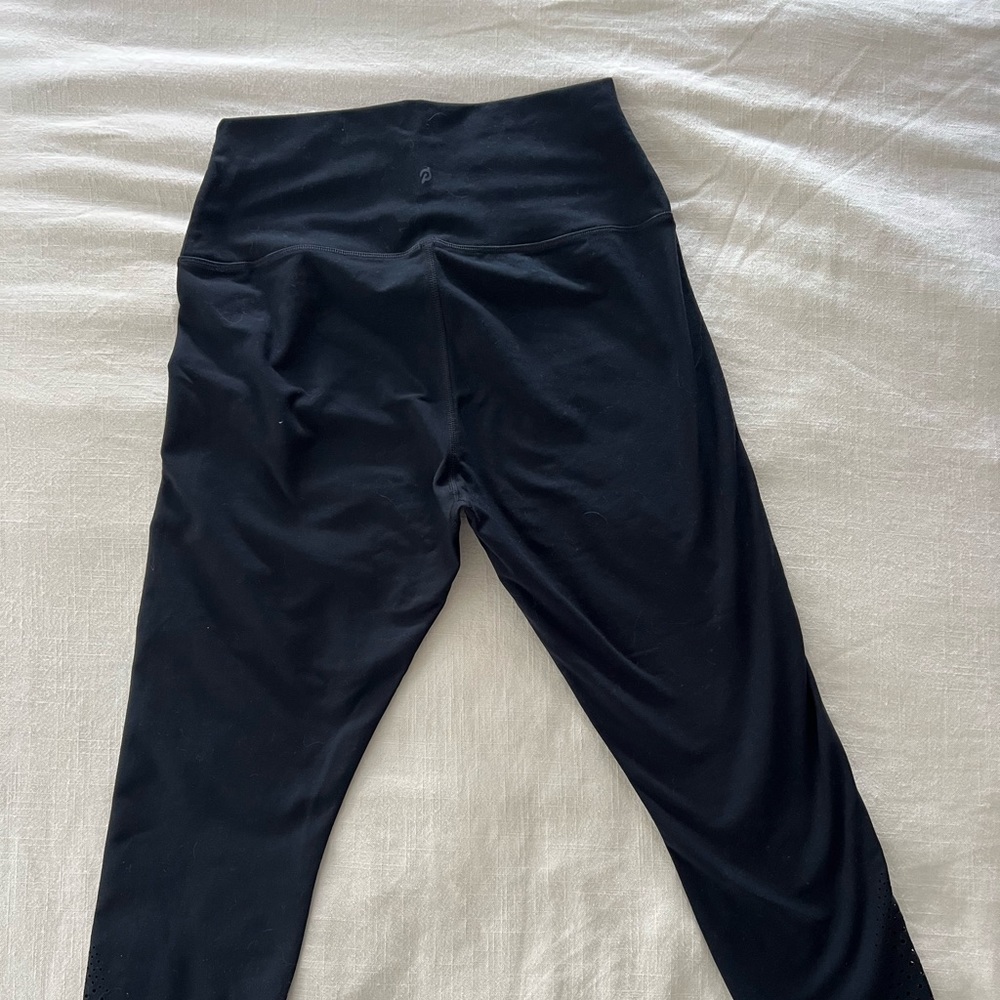Peloton Cadence Laser Dot Legging in Size Large Color Black - Picture 7 of 8
